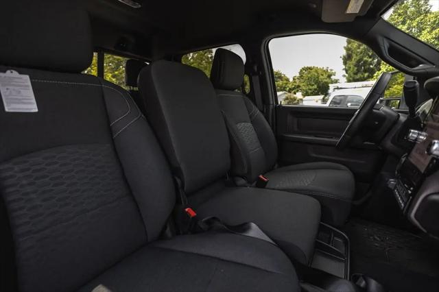 2026 Ram 2500 Black Express Crew Cab 4x4 64 Box