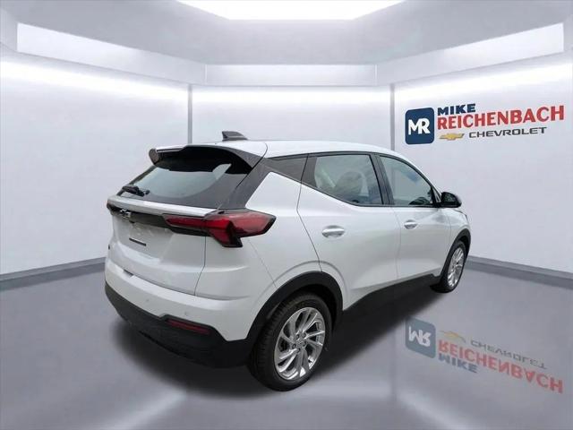 2027 Chevrolet Bolt LT FWD
