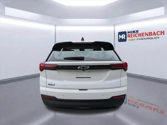 2027 Chevrolet Bolt LT FWD