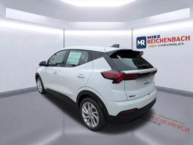 2027 Chevrolet Bolt LT FWD