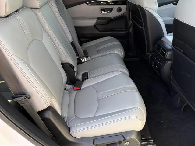 2023 Honda Pilot AWD Touring