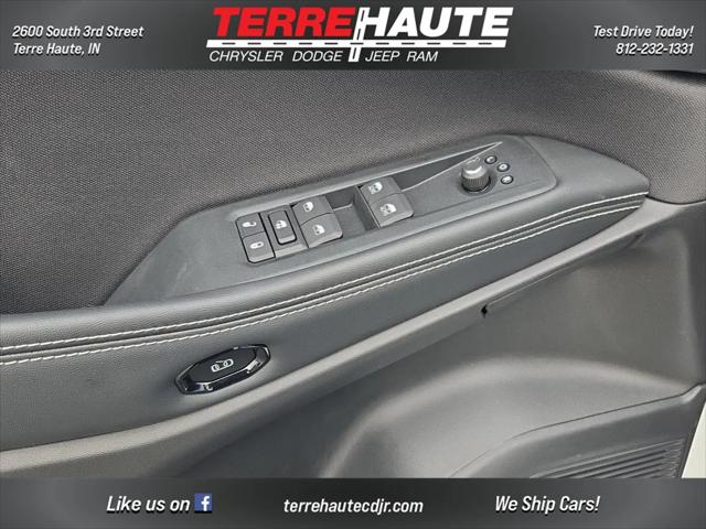2026 Jeep Cherokee Laredo 4x4