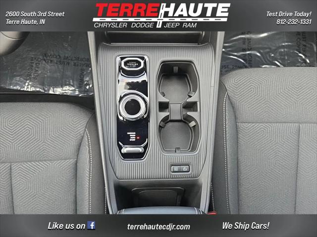 2026 Jeep Cherokee Laredo 4x4