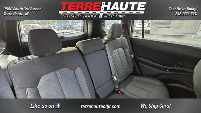 2026 Jeep Cherokee Laredo 4x4