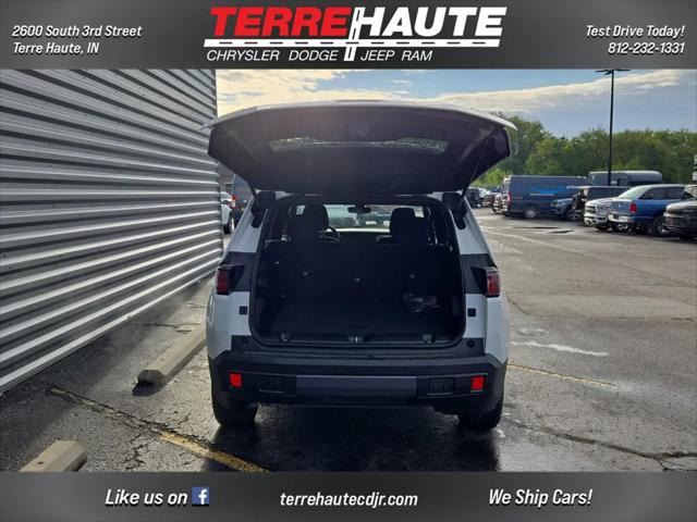 2026 Jeep Cherokee Laredo 4x4