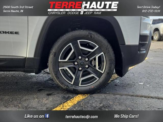 2026 Jeep Cherokee Laredo 4x4