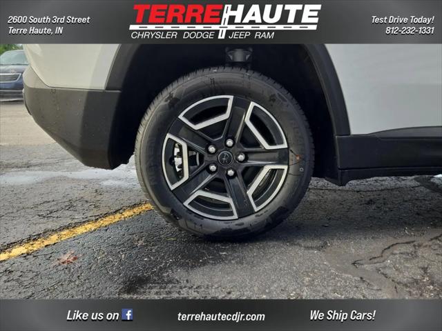2026 Jeep Cherokee Laredo 4x4