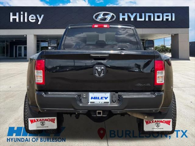 2024 Ram 3500 Tradesman Crew Cab 4x4 8' Box