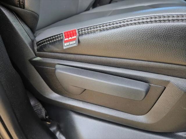2024 Ram 3500 Tradesman Crew Cab 4x4 8' Box