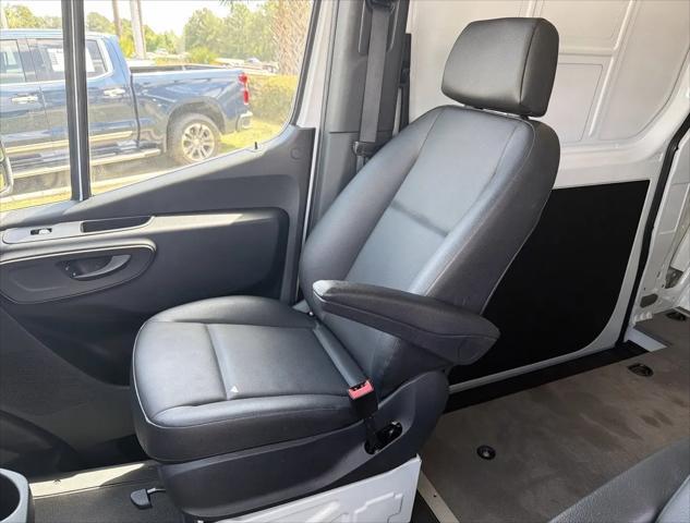 2025 Mercedes-Benz Sprinter 2500 Standard Roof 4-Cyl Diesel HO