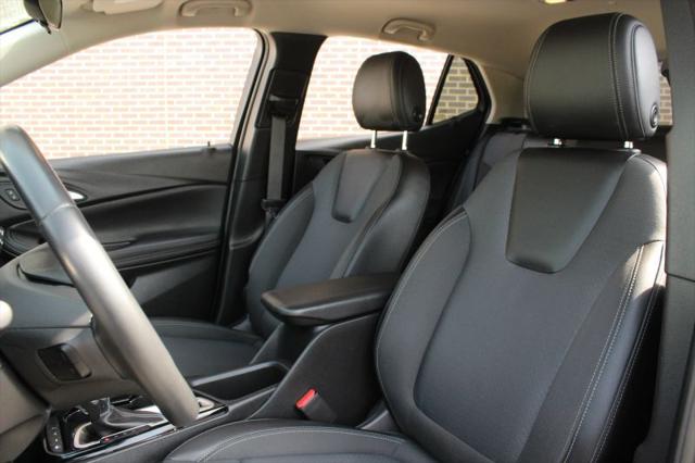 2022 Buick Encore GX AWD Select