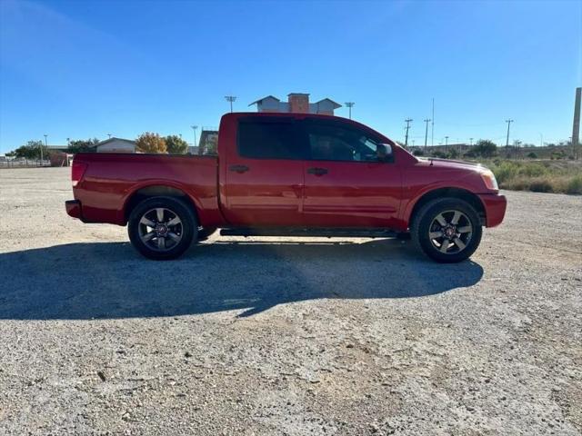 2012 Nissan Titan SV