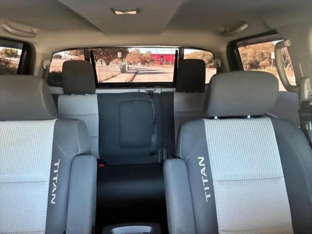 2012 Nissan Titan SV