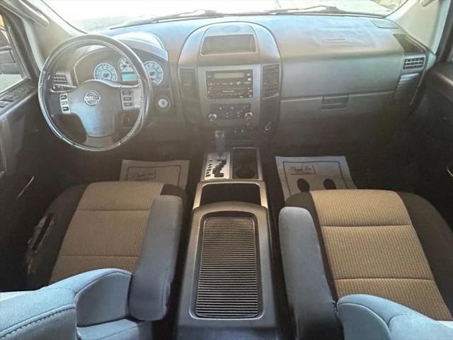 2012 Nissan Titan SV