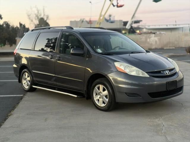 2006 Toyota Sienna LE