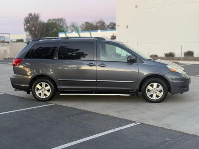 2006 Toyota Sienna LE