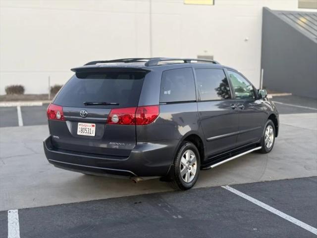 2006 Toyota Sienna LE
