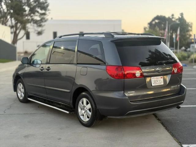 2006 Toyota Sienna LE