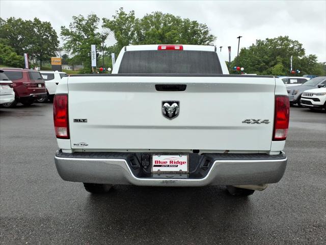 2023 Ram 1500 Classic SLT Crew Cab 4x4 5'7" Box
