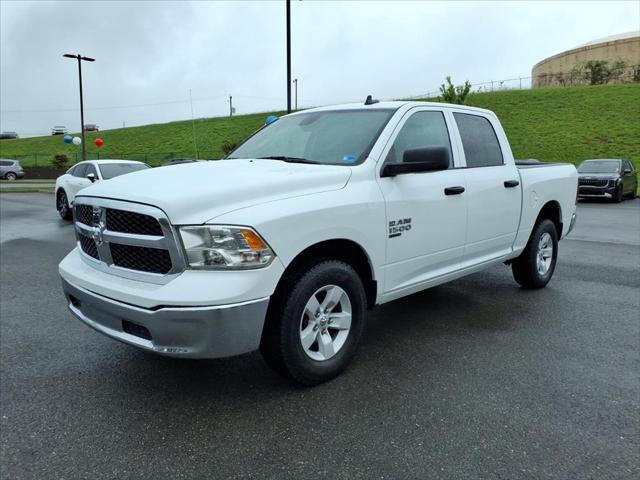 2023 Ram 1500 Classic SLT Crew Cab 4x4 5'7" Box