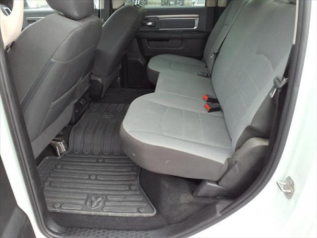 2023 Ram 1500 Classic SLT Crew Cab 4x4 5'7" Box