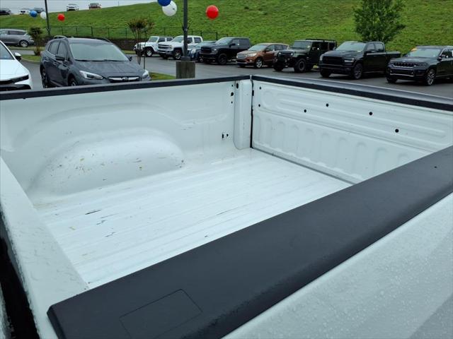 2023 Ram 1500 Classic SLT Crew Cab 4x4 5'7" Box