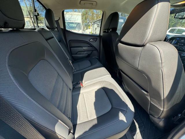 2021 GMC Canyon 4WD Crew Cab Short Box AT4 - Cloth