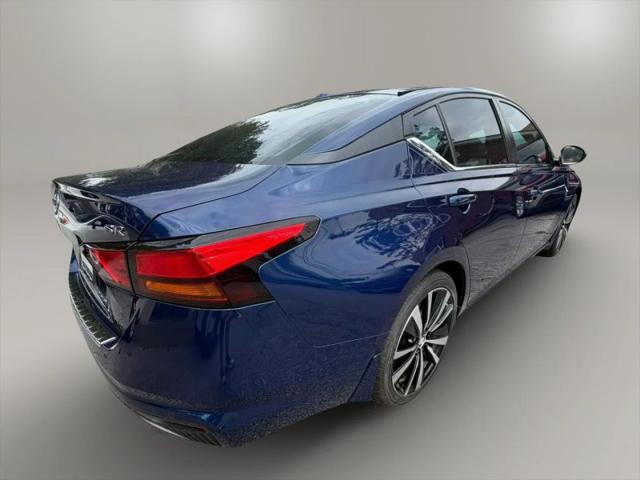 2020 Nissan Altima SR FWD