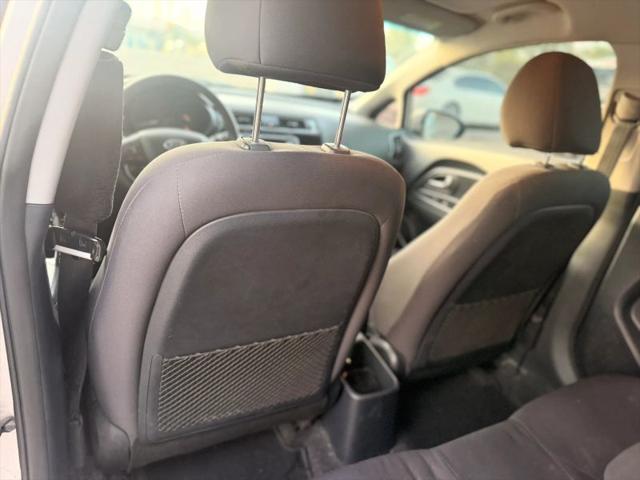 2016 Kia Rio LX