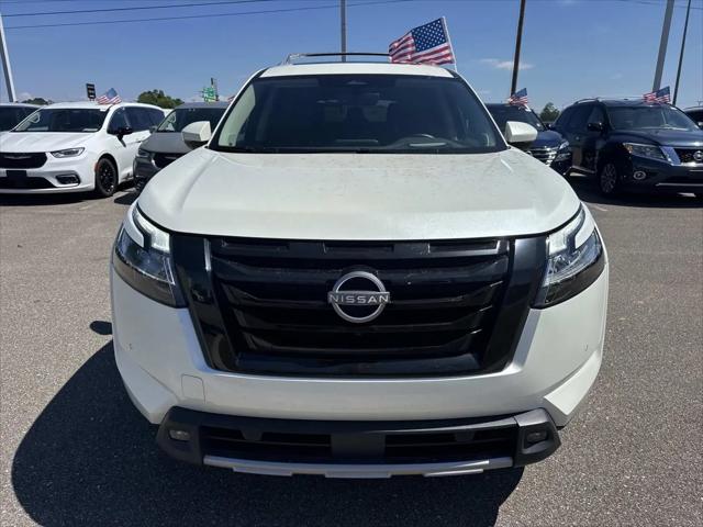 2023 Nissan Pathfinder Platinum FWD