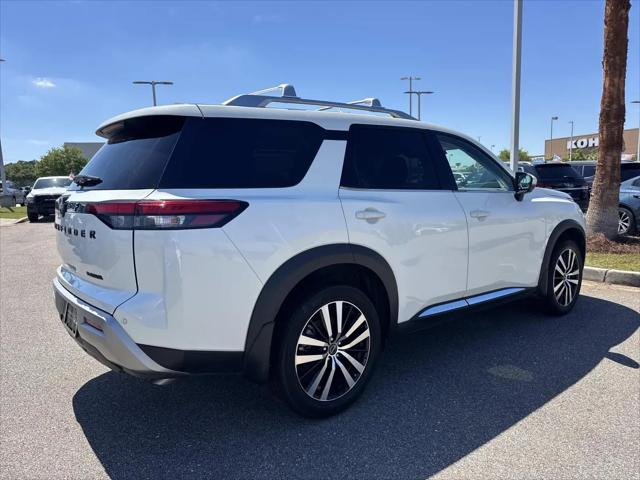 2023 Nissan Pathfinder Platinum FWD