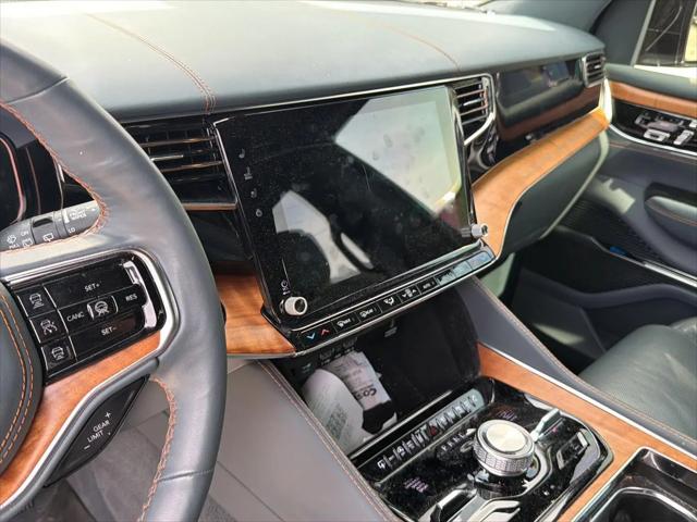 2024 Jeep Grand Wagoneer L Series III 4x4