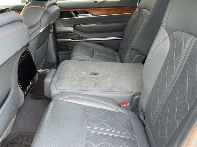 2024 Jeep Grand Wagoneer L Series III 4x4