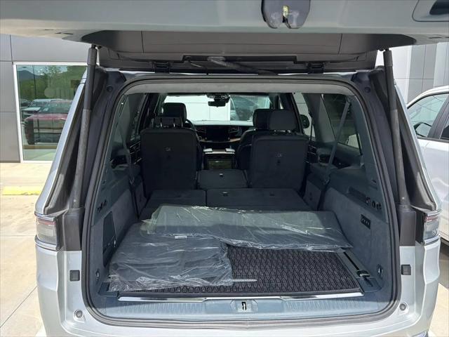 2024 Jeep Grand Wagoneer L Series III 4x4