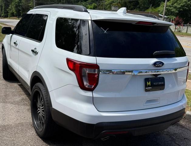 2016 Ford Explorer Base