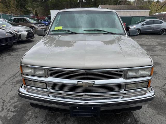 1999 Chevrolet Suburban LT
