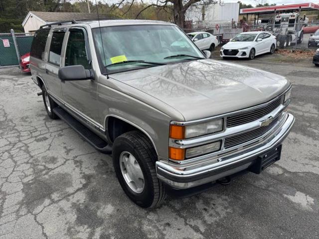 1999 Chevrolet Suburban LT