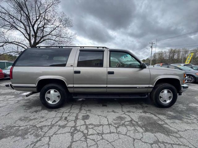 1999 Chevrolet Suburban LT