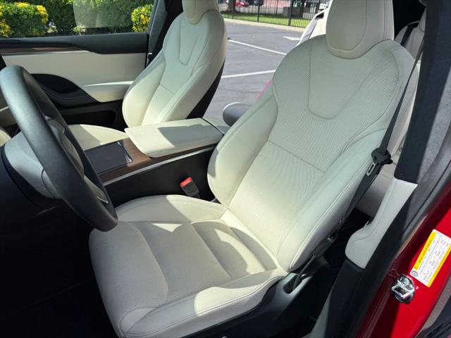 2023 Tesla Model X Standard Range