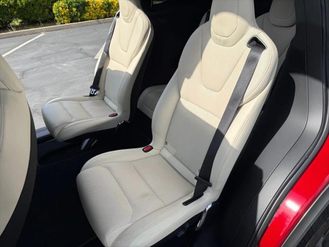 2023 Tesla Model X Standard Range