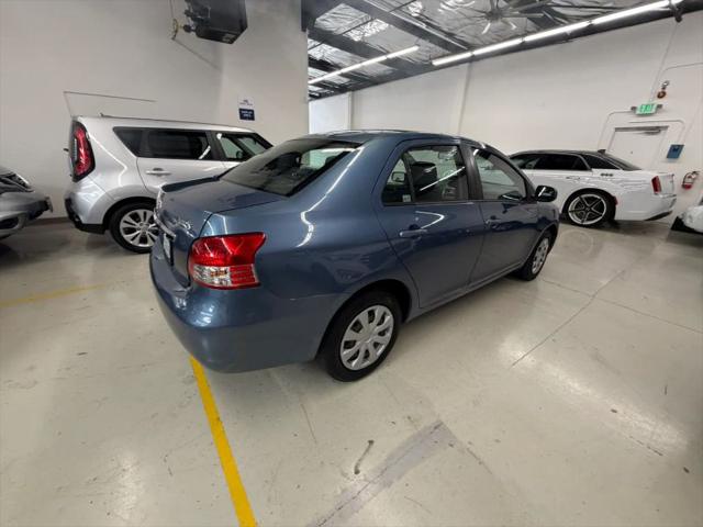 2012 Toyota Yaris Base