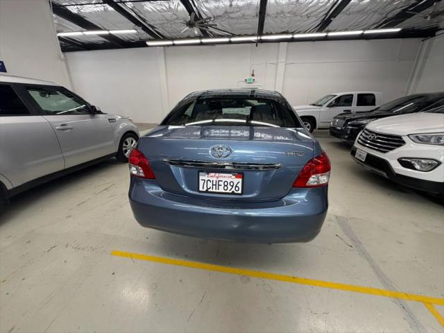 2012 Toyota Yaris Base