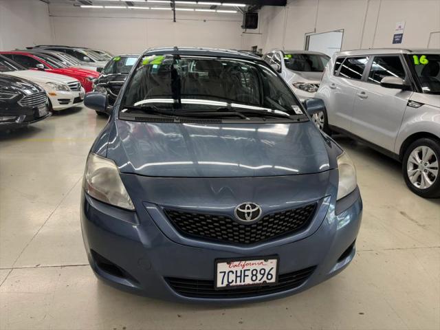 2012 Toyota Yaris Base