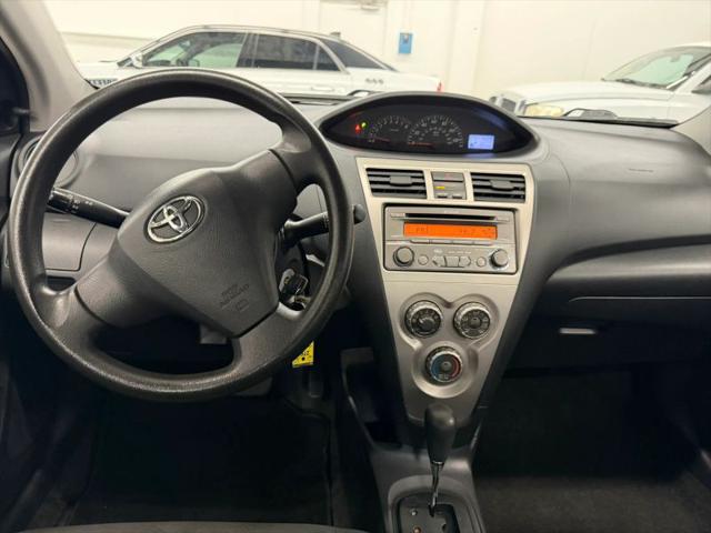 2012 Toyota Yaris Base