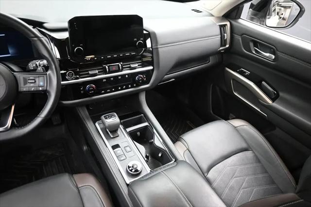 2024 Nissan Pathfinder Platinum 4WD
