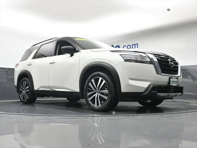 2024 Nissan Pathfinder Platinum 4WD