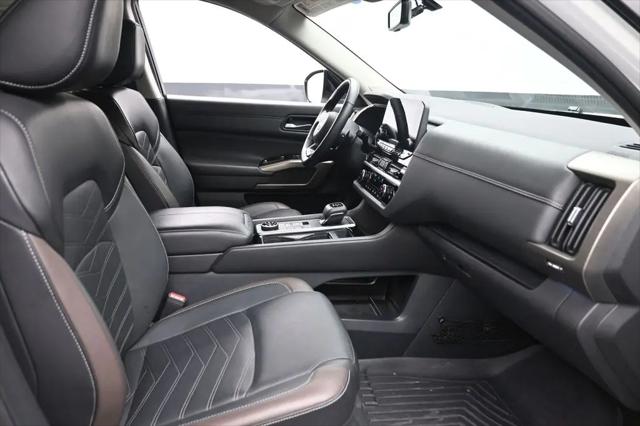 2024 Nissan Pathfinder Platinum 4WD
