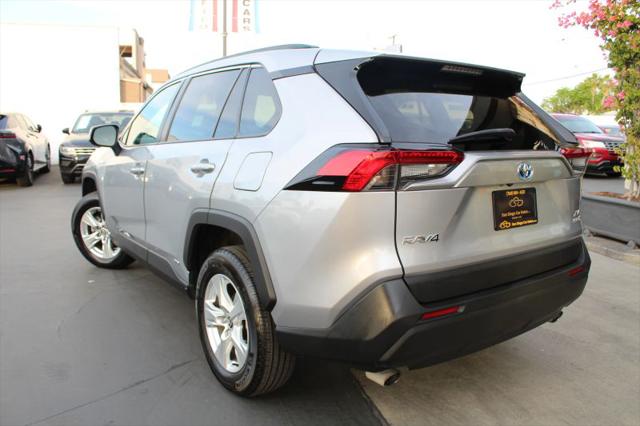 2021 Toyota RAV4 Hybrid XLE