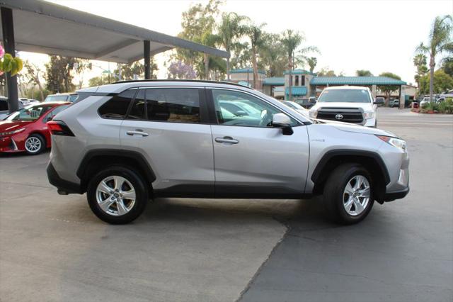 2021 Toyota RAV4 Hybrid XLE