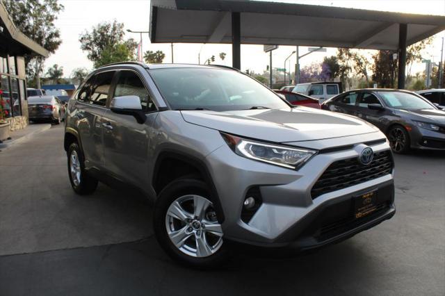 2021 Toyota RAV4 Hybrid XLE